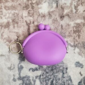 Cute Purple Silicone Coin Change Purse Kiss Closure